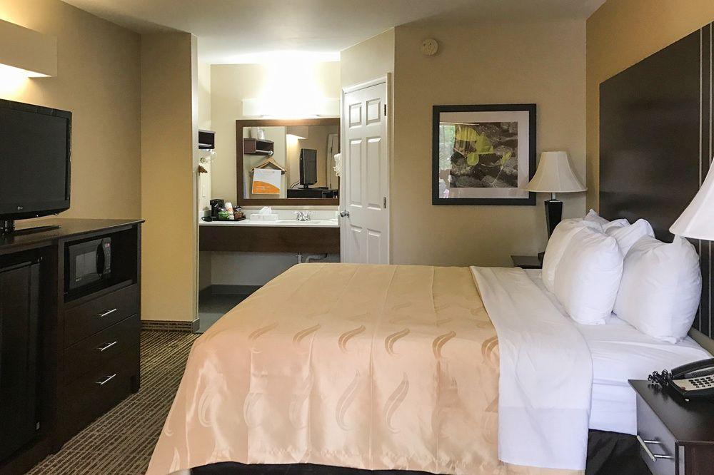 Quality Inn Seneca Us-123 Εξωτερικό φωτογραφία